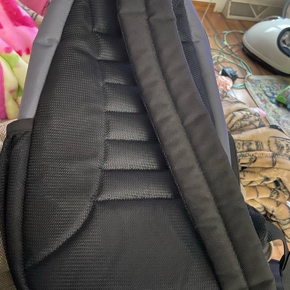 Tamrac DSLR Camera Sling Backpack - Picture 8 of 11